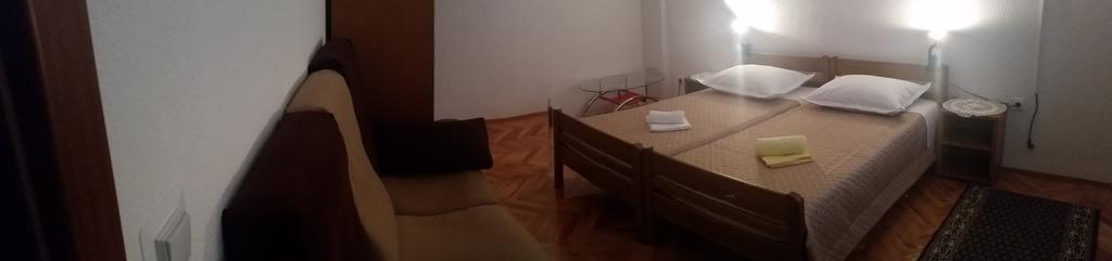 Apartment B&K Raslina Exteriér fotografie